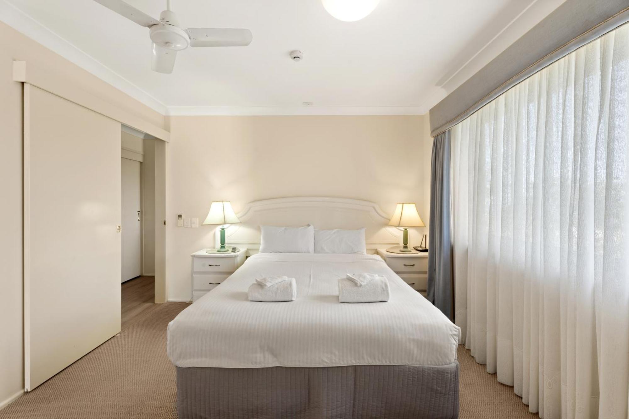 Charlton On The Esplanade Aparthotel Χέρβεϊ Μπέι Εξωτερικό φωτογραφία