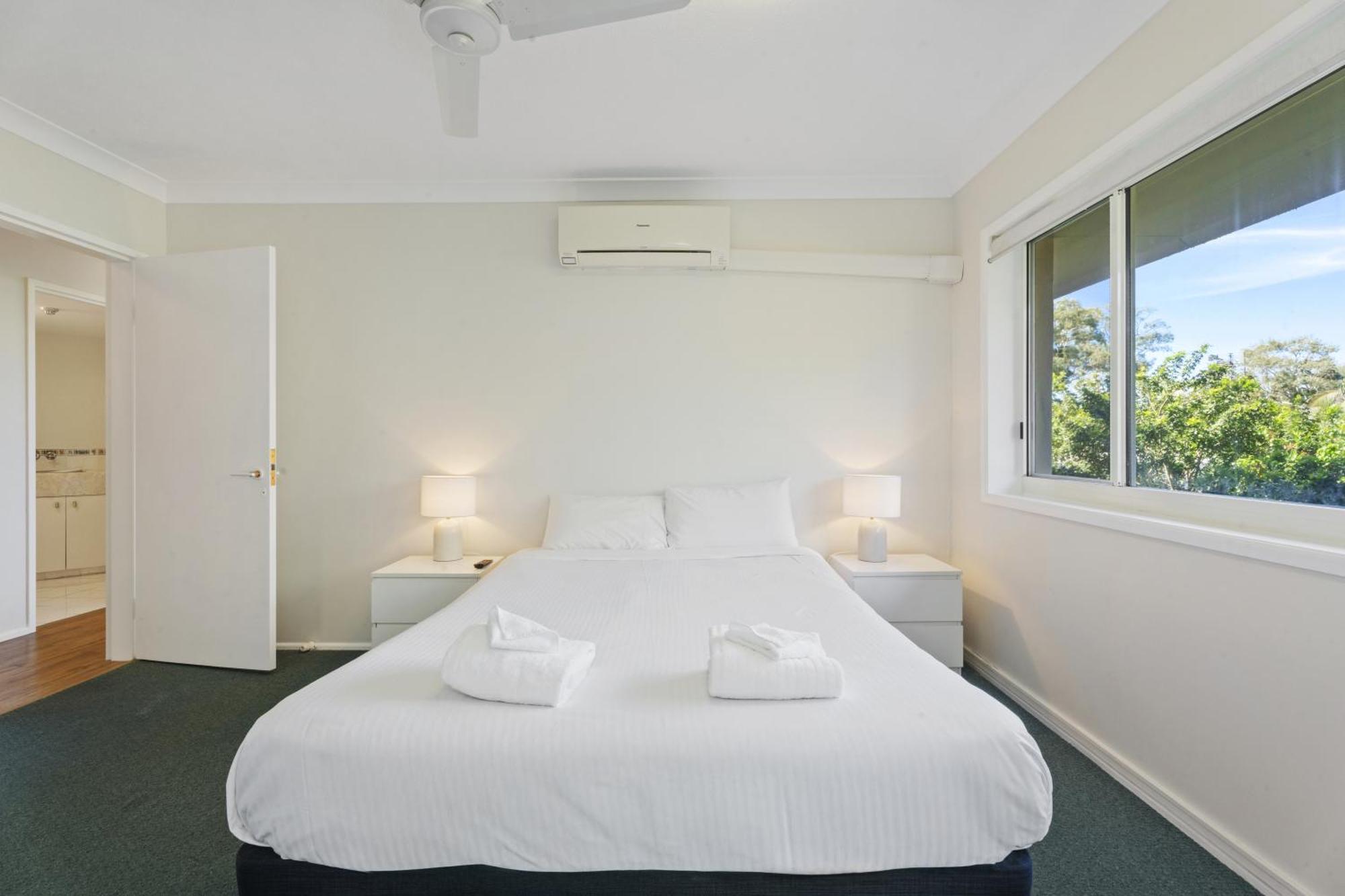 Charlton On The Esplanade Aparthotel Χέρβεϊ Μπέι Εξωτερικό φωτογραφία